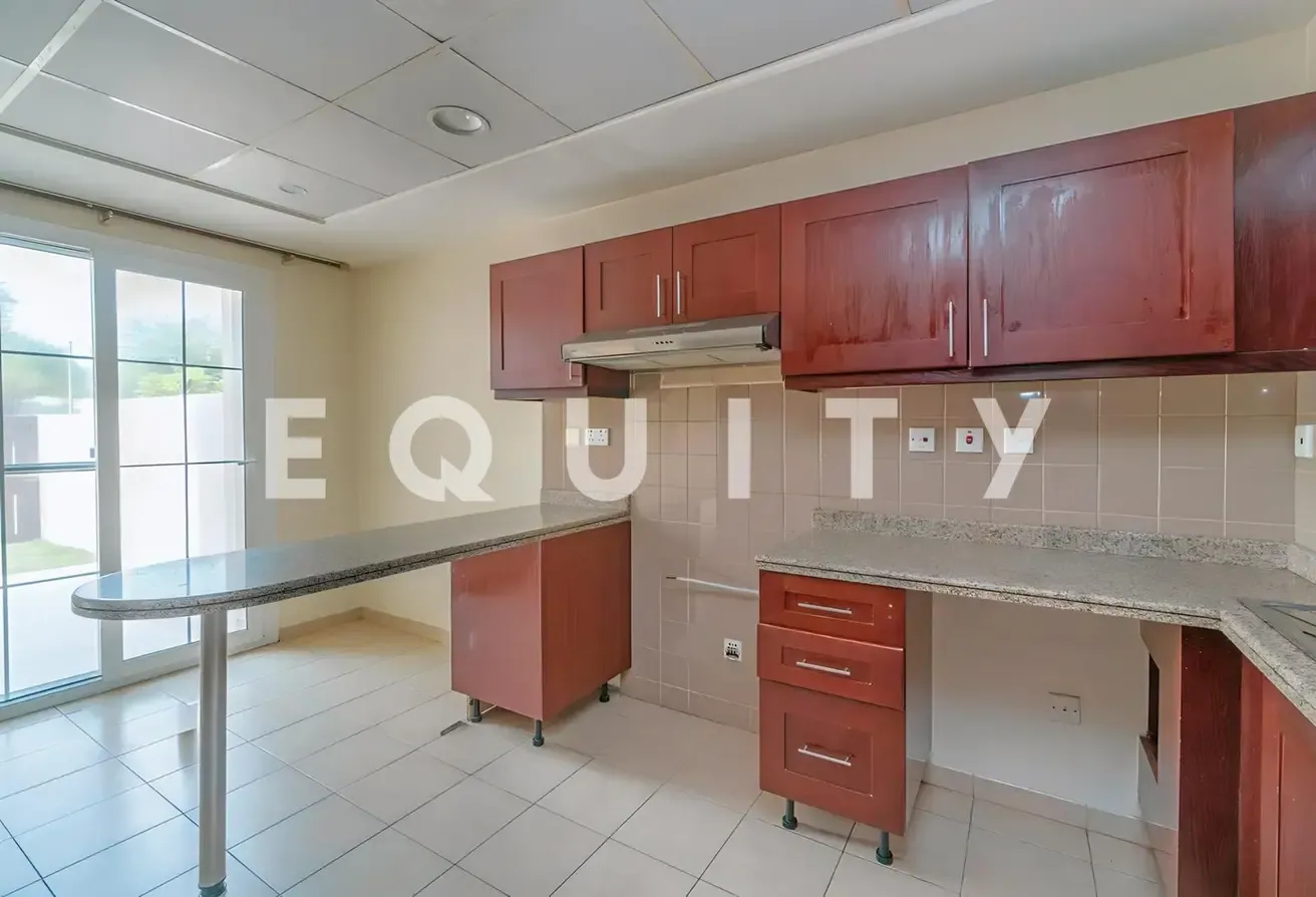 Huge Plot | Vacant | Lake View | Ready to Move