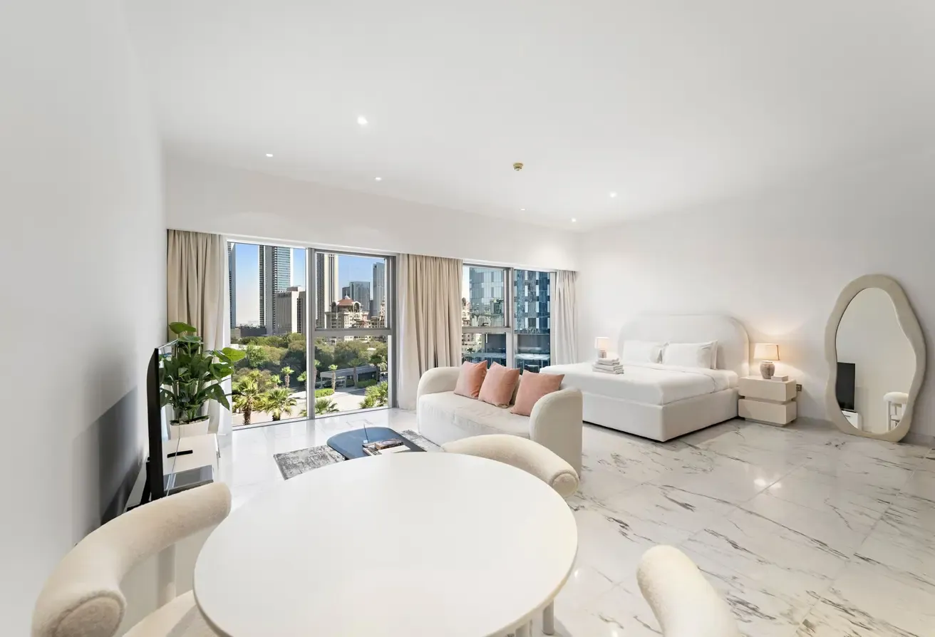 Modern Studio | City Views | Flexible Monthly Plan