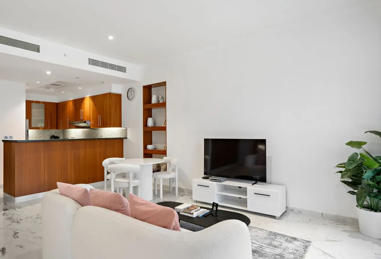 Modern Studio | City Views | Flexible Monthly Plan