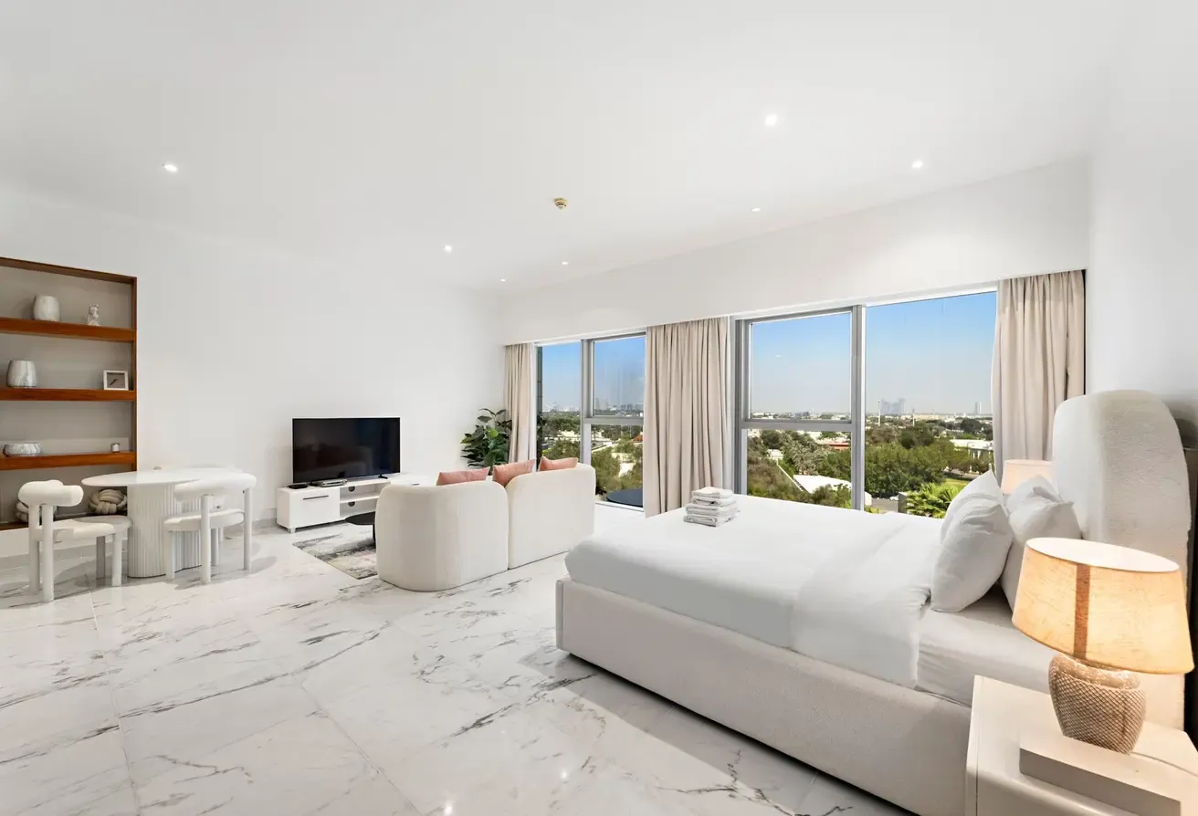 Modern Studio | City Views | Flexible Monthly Plan
