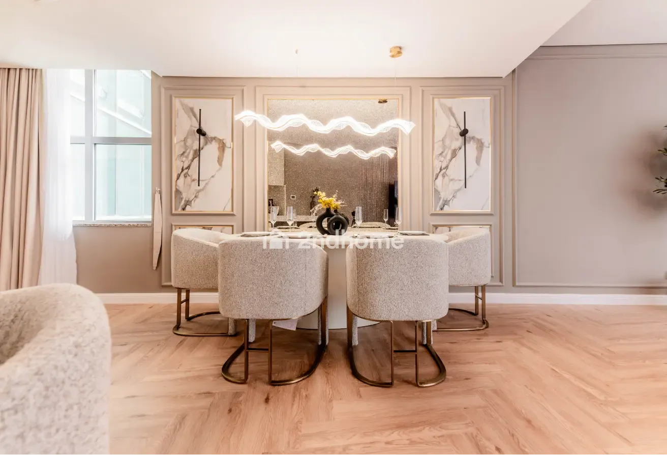 Stunning 2 BR Apartment in Sky Gardens