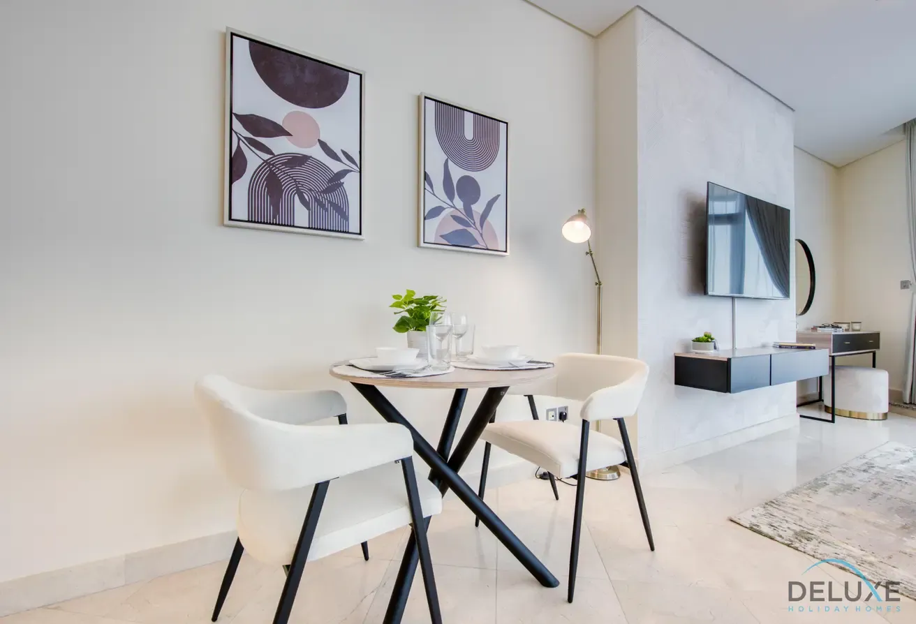 Upscale Studio | Well-lit Space | DIFC