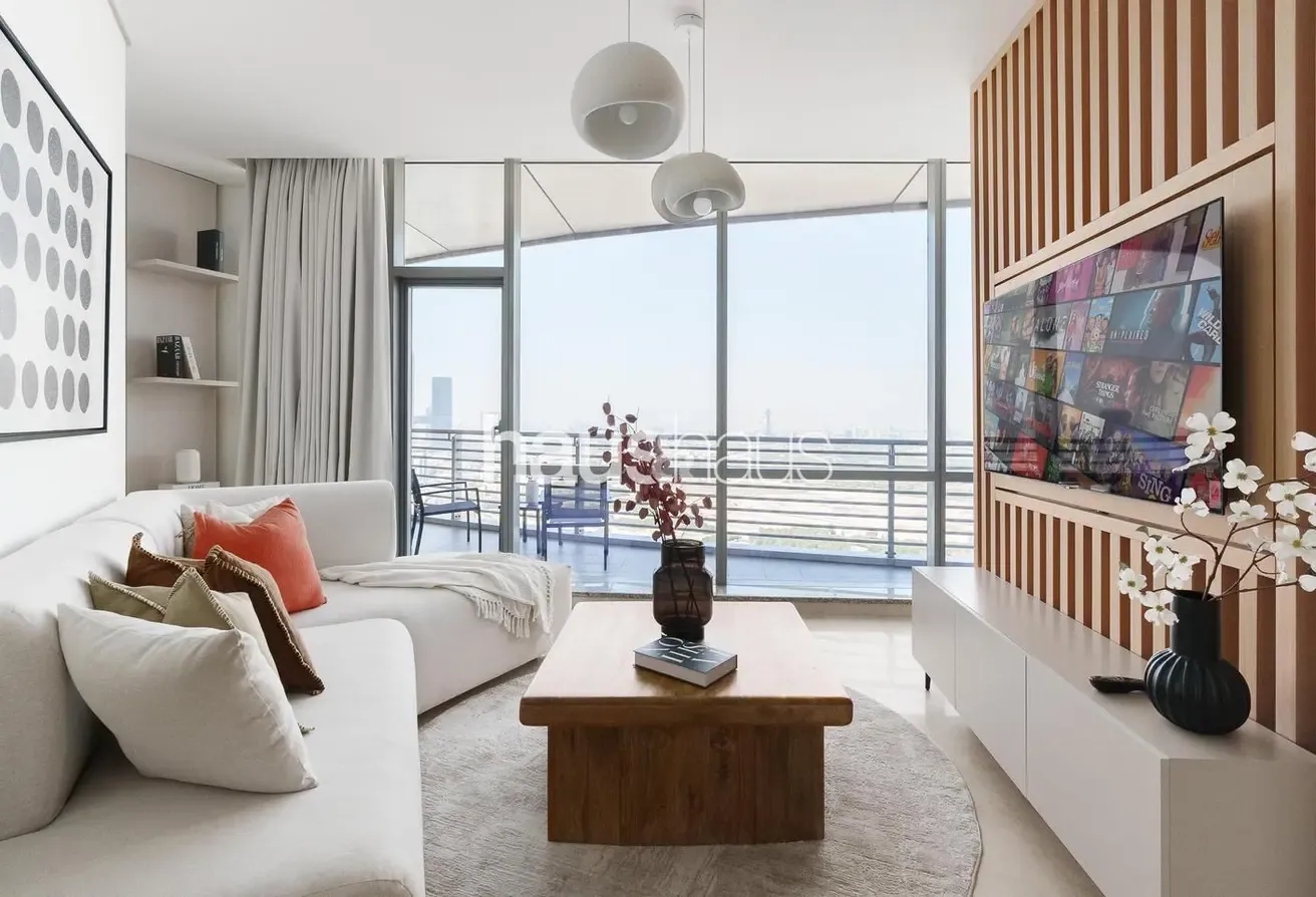 Lavishly Appointed | Spectacular City Views