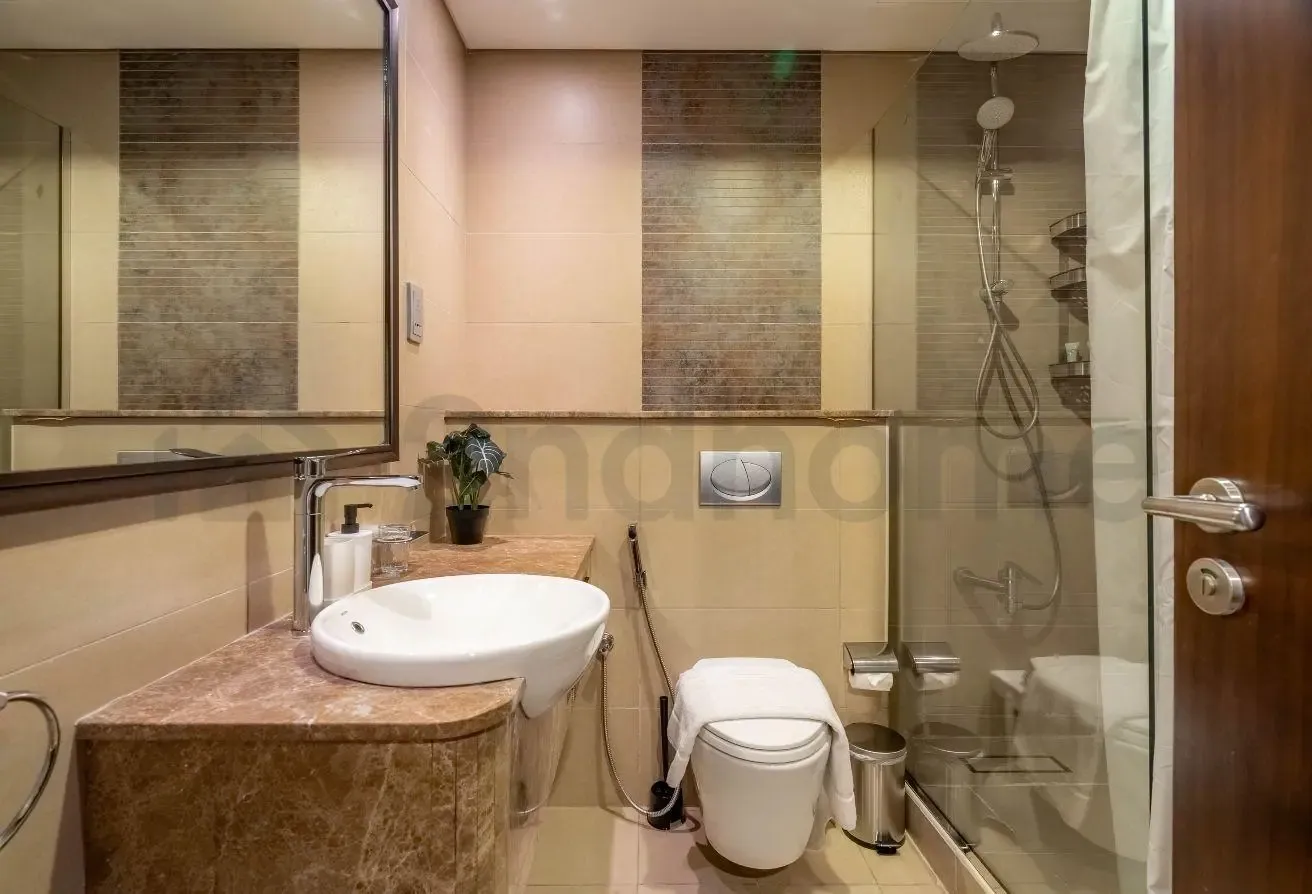 Walking distance to public transpo Studio in DIFC