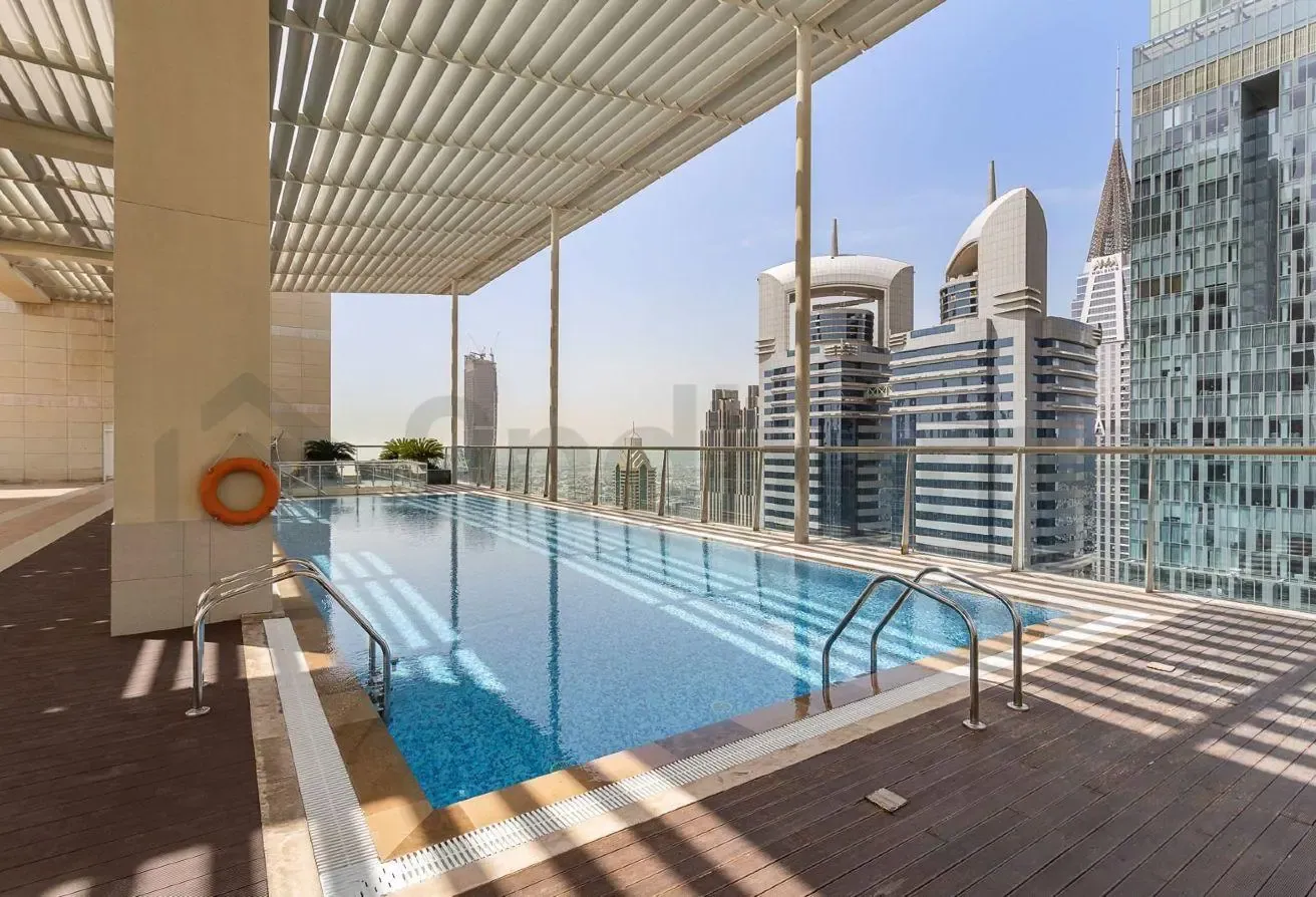 Walking distance to public transpo Studio in DIFC
