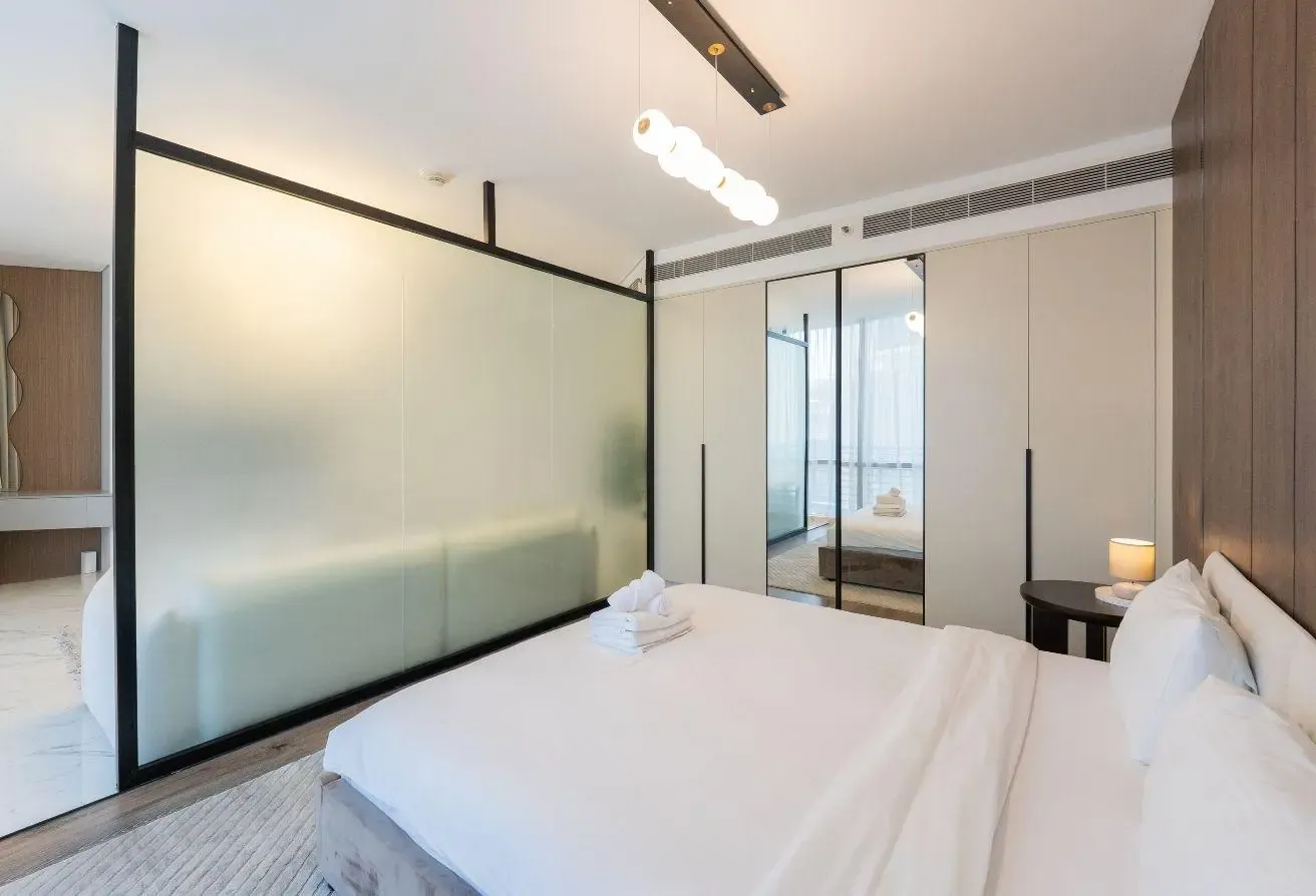 Vacant | Prime Location | Spacious