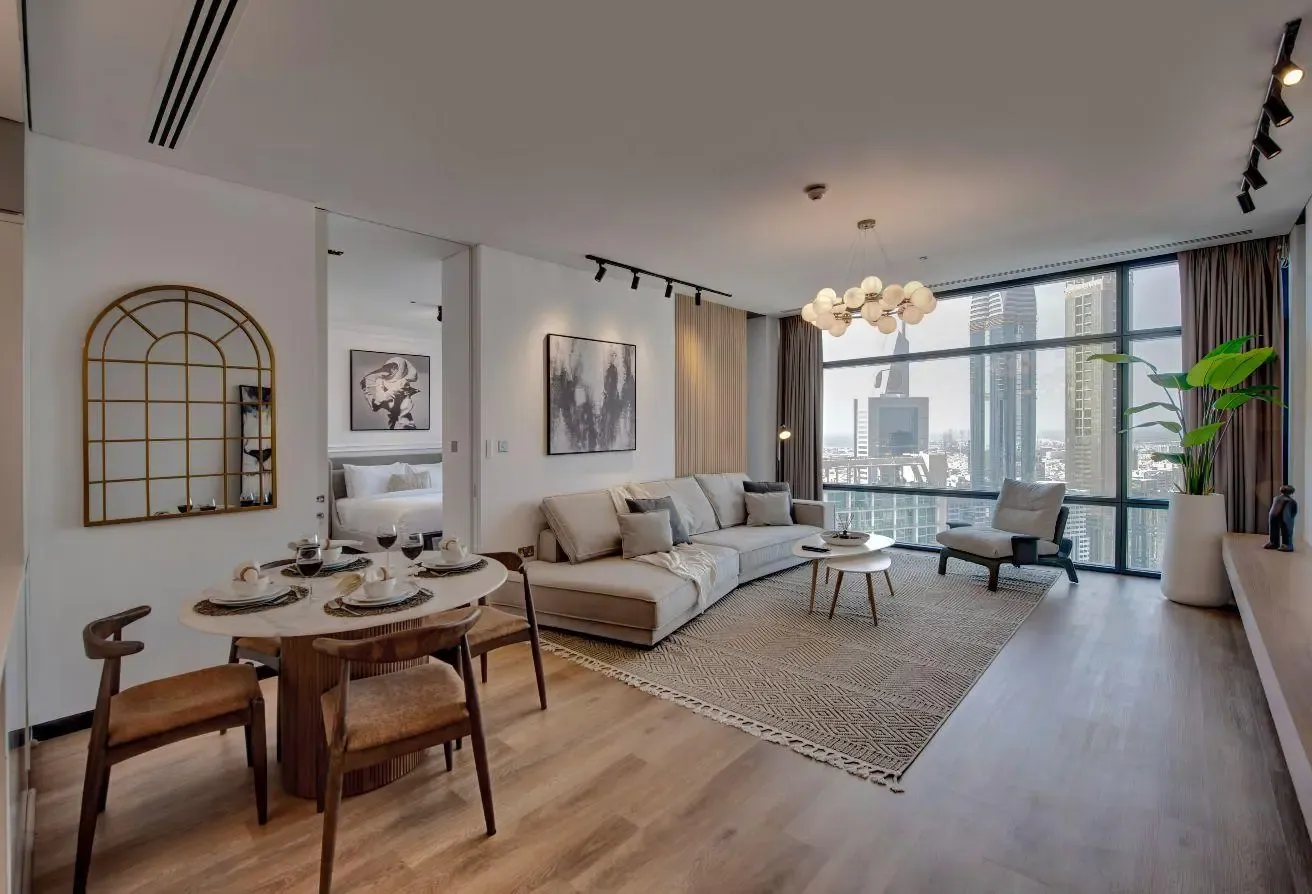 Luxury Apartment in High Floor