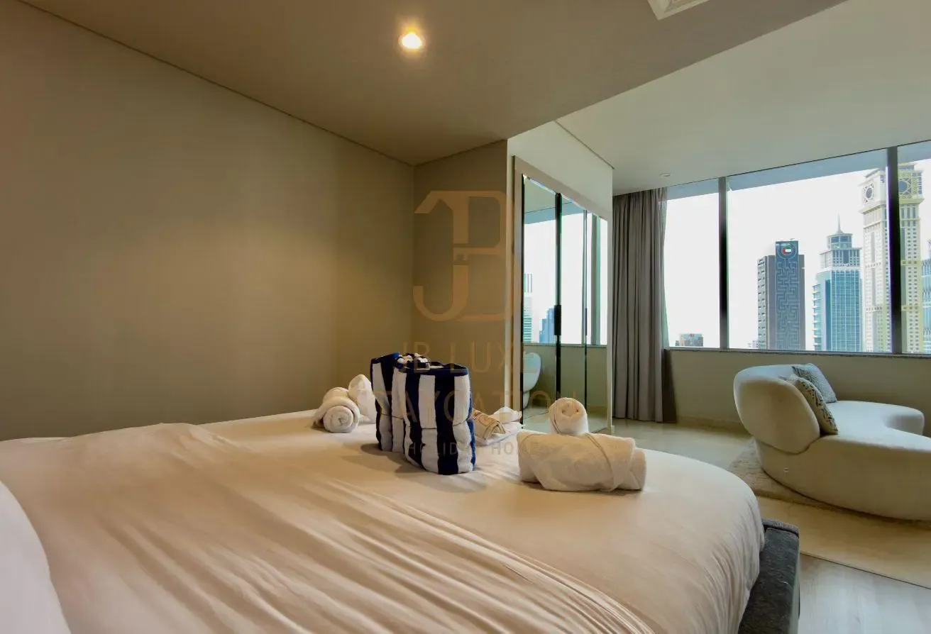 Upscale Studio with Dubai City View | DIFC