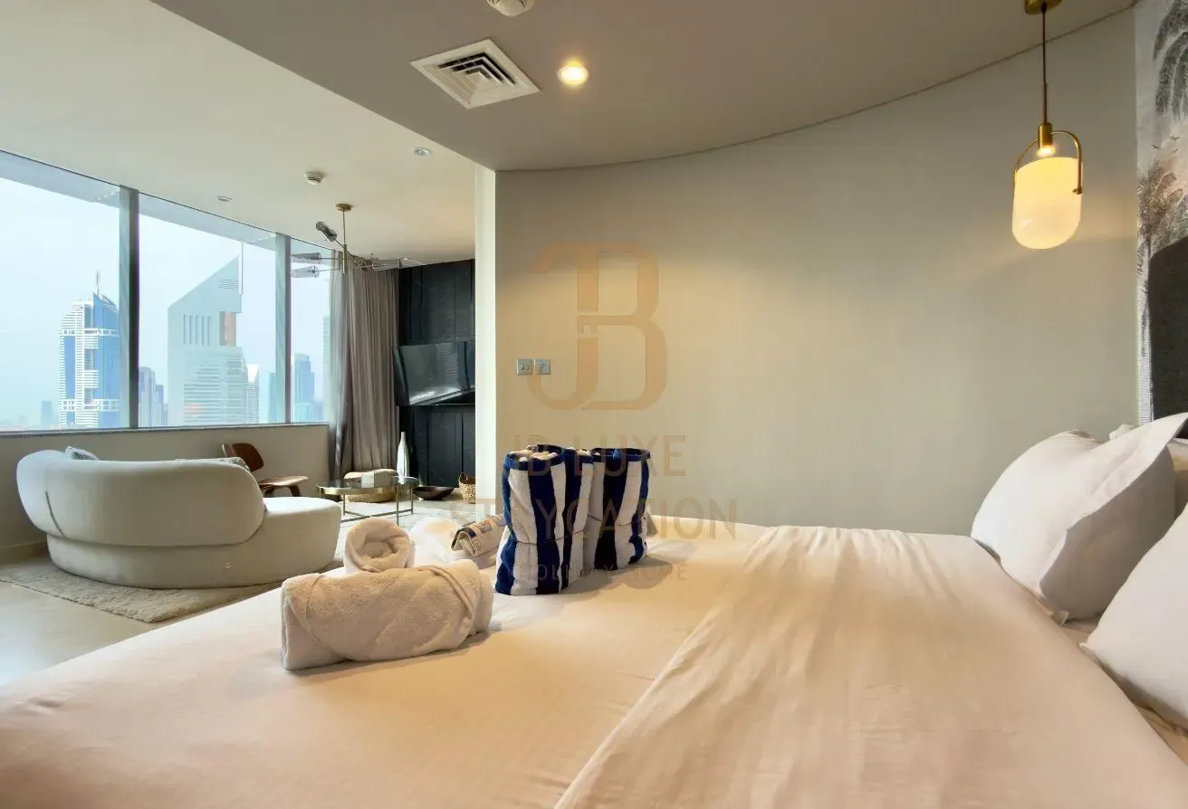 Upscale Studio with Dubai City View | DIFC