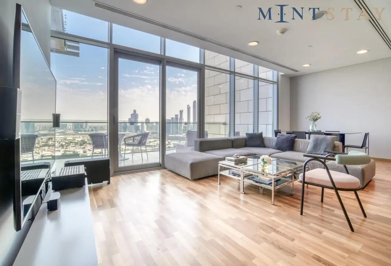 Prime DIFC Duplex with Iconic Skyline Views