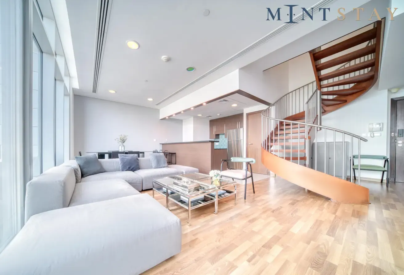 Prime DIFC Duplex with Iconic Skyline Views