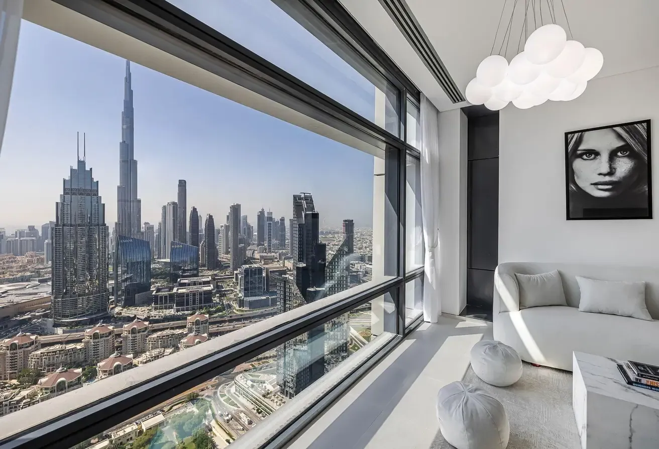 Stunning 1-BR | Burj Khalifa View | Prime Location
