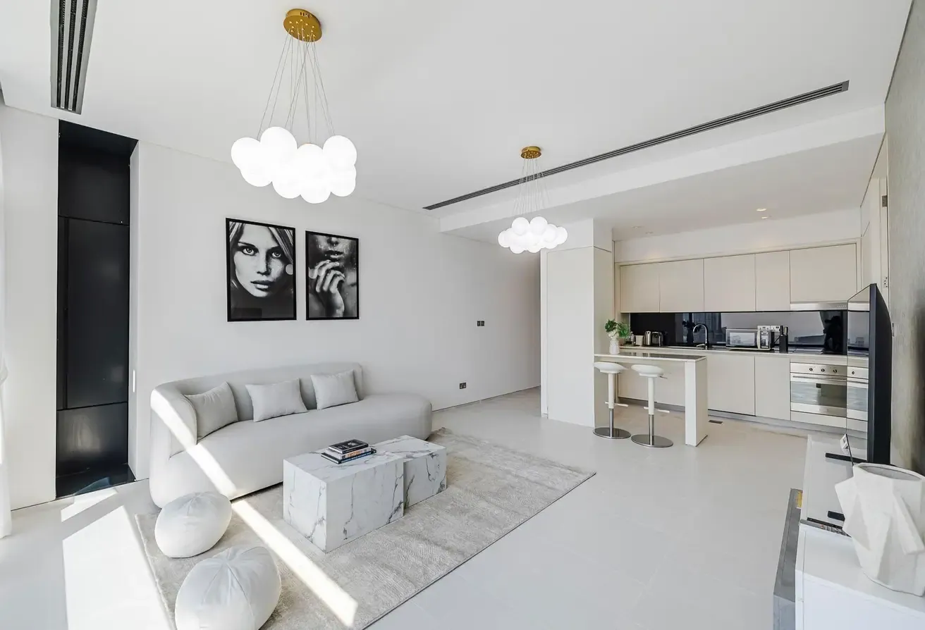 Stunning 1-BR | Burj Khalifa View | Prime Location