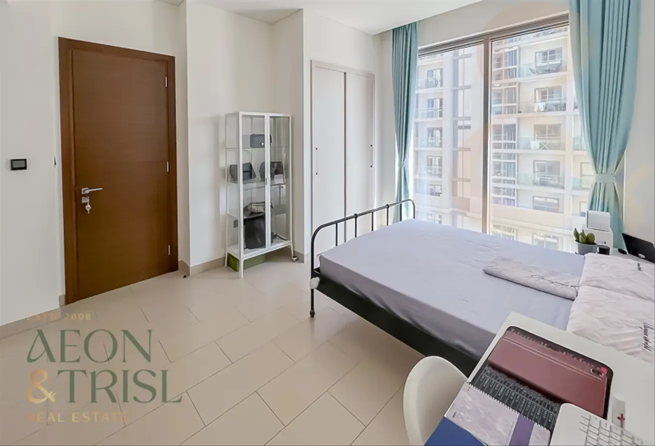 Fully Furnished 2BR | Creek View | BEST RENT