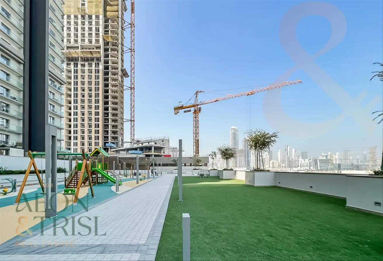 Fully Furnished 2BR | Creek View | BEST RENT