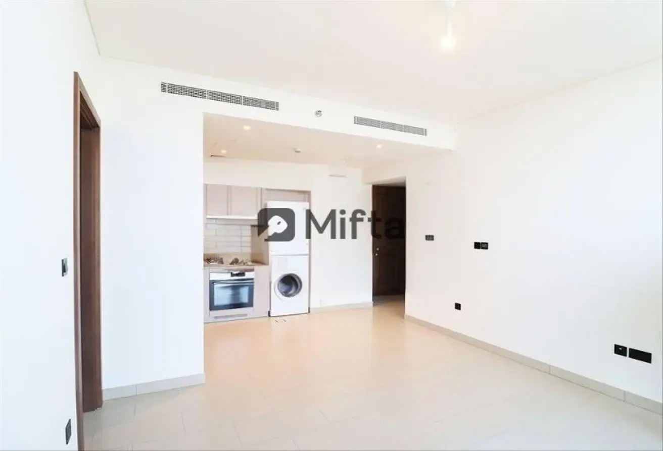 Ready To Move In | Stunning Layout | 2 BR