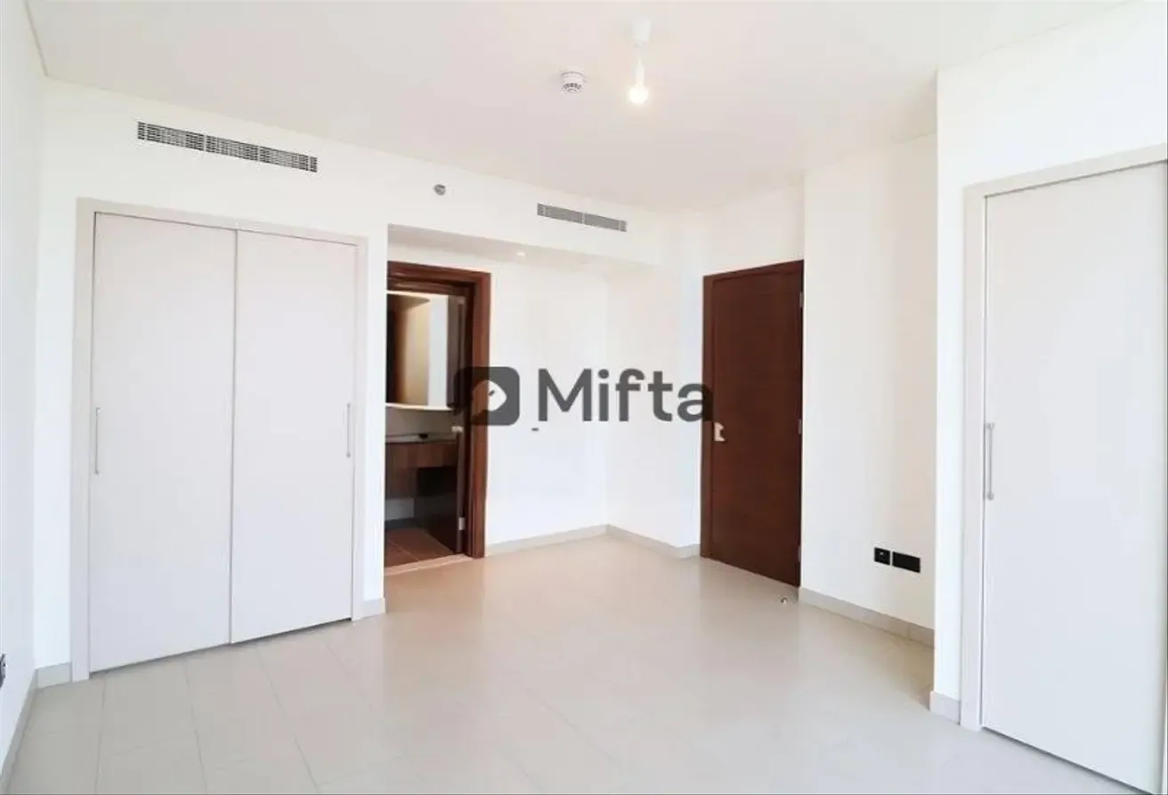 Ready To Move In | Stunning Layout | 2 BR
