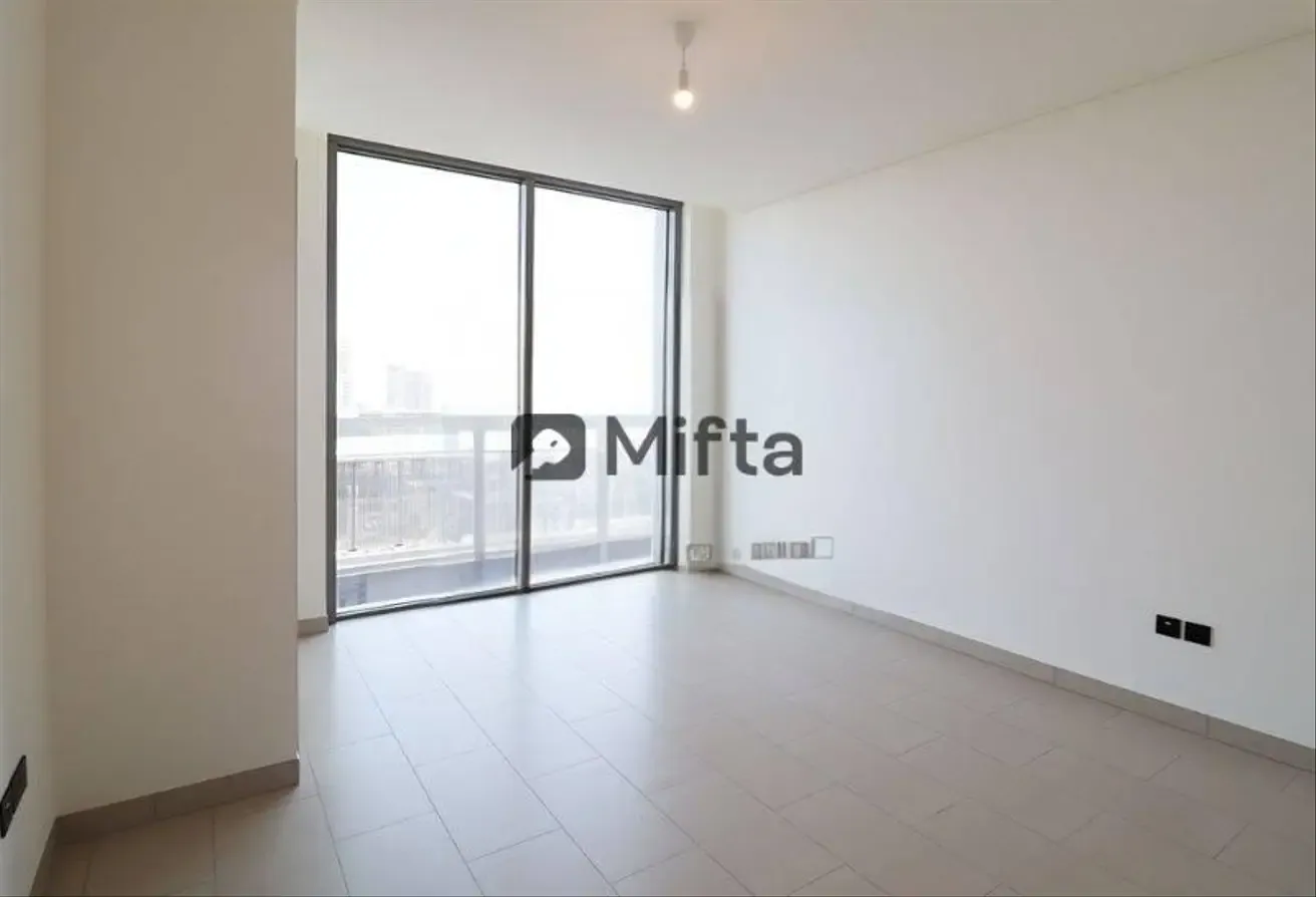 Ready To Move In | Stunning Layout | 2 BR