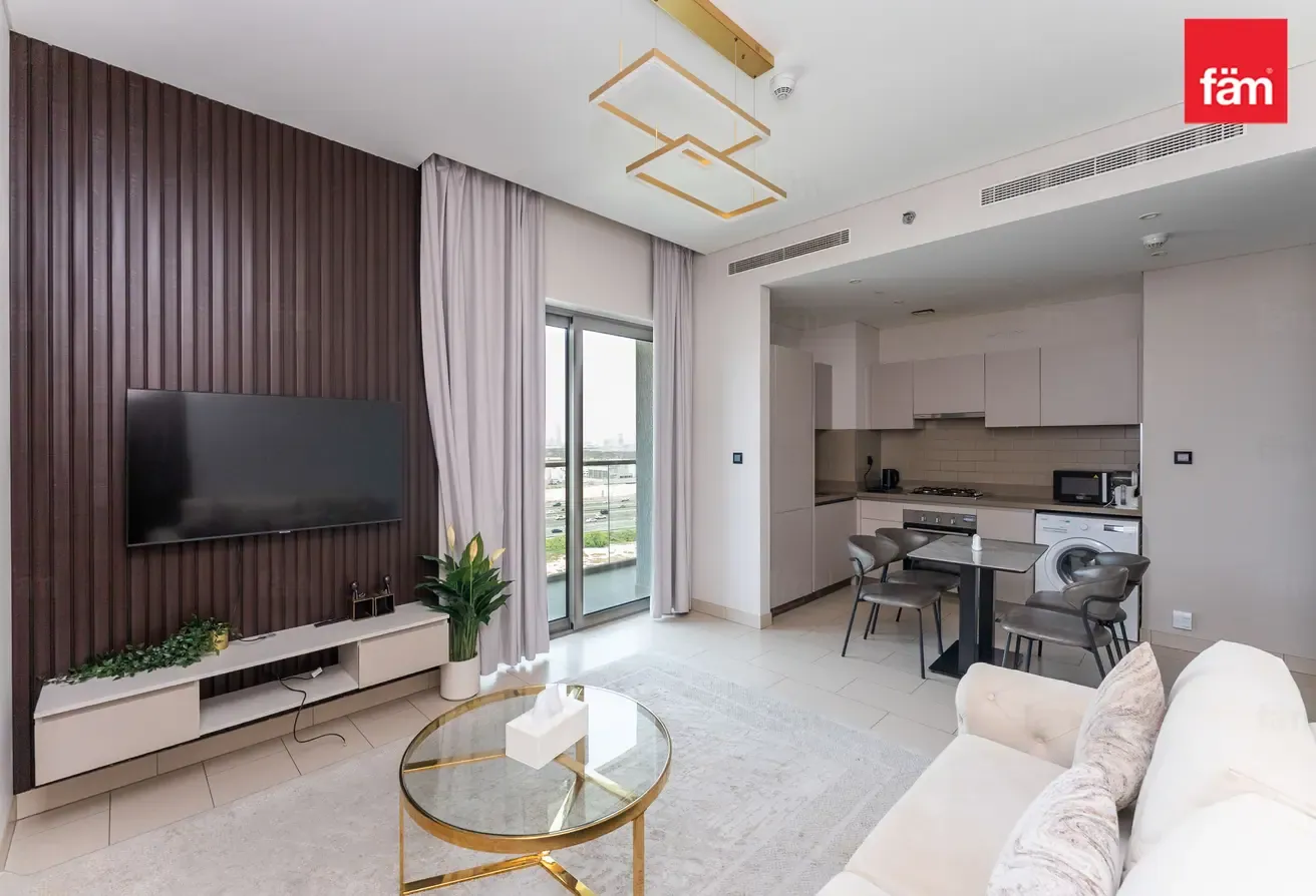 Stunning Unit | Move In Today | Furnished
