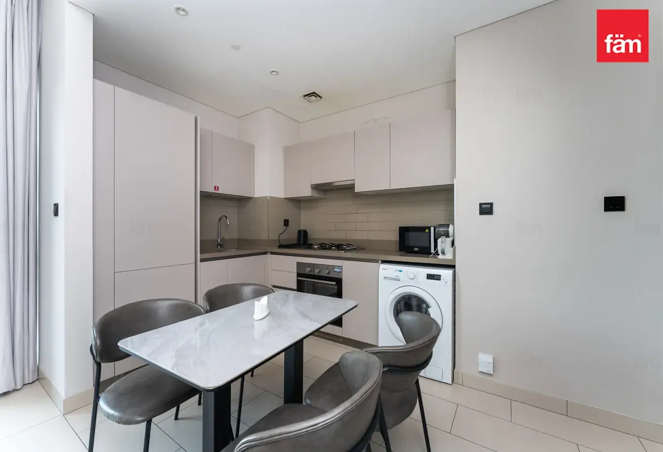 Stunning Unit | Move In Today | Furnished