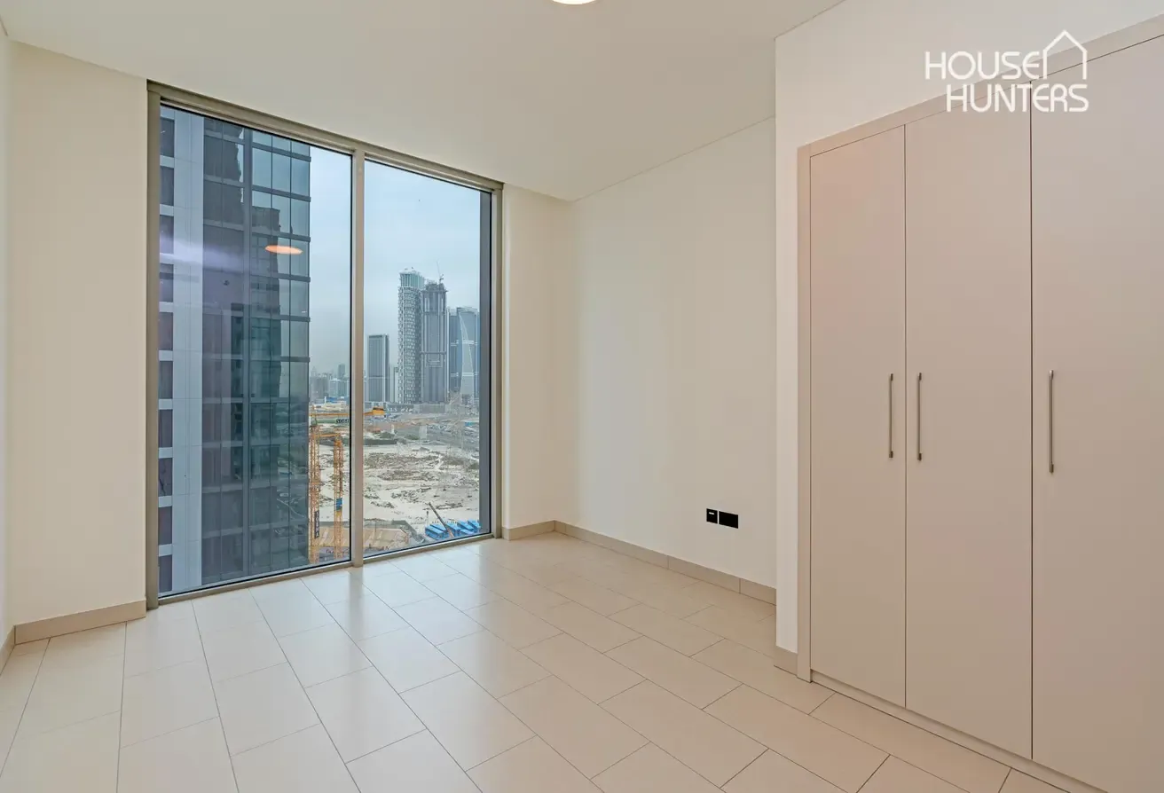 Burj Khalifa View | Vacant now | Unfurnished