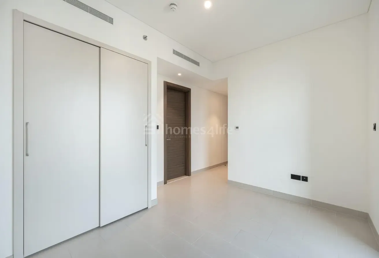 Spacious 2BR | Creek Vista Reserve | 4 Cheques