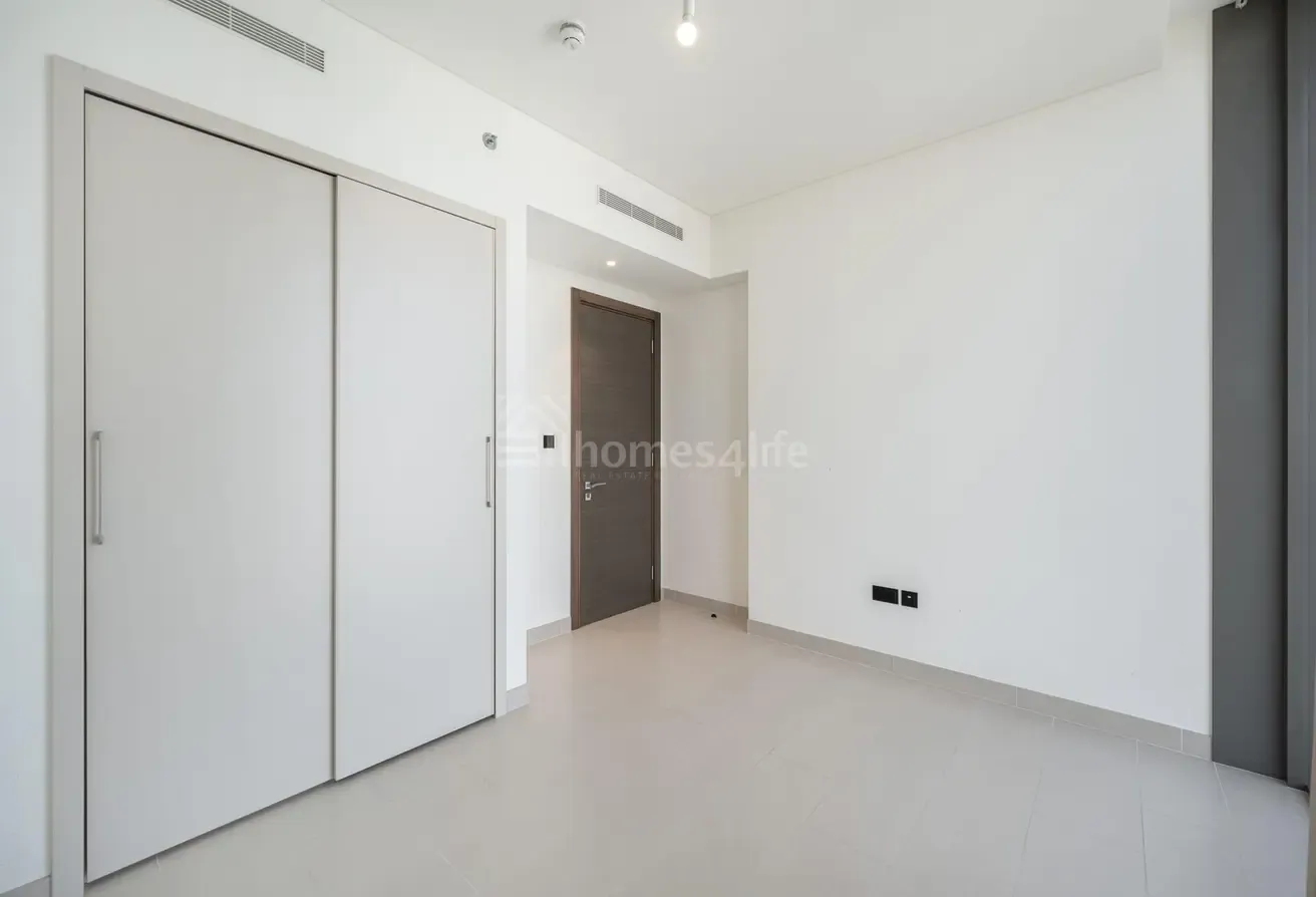 Spacious 2BR | Creek Vista Reserve | 4 Cheques