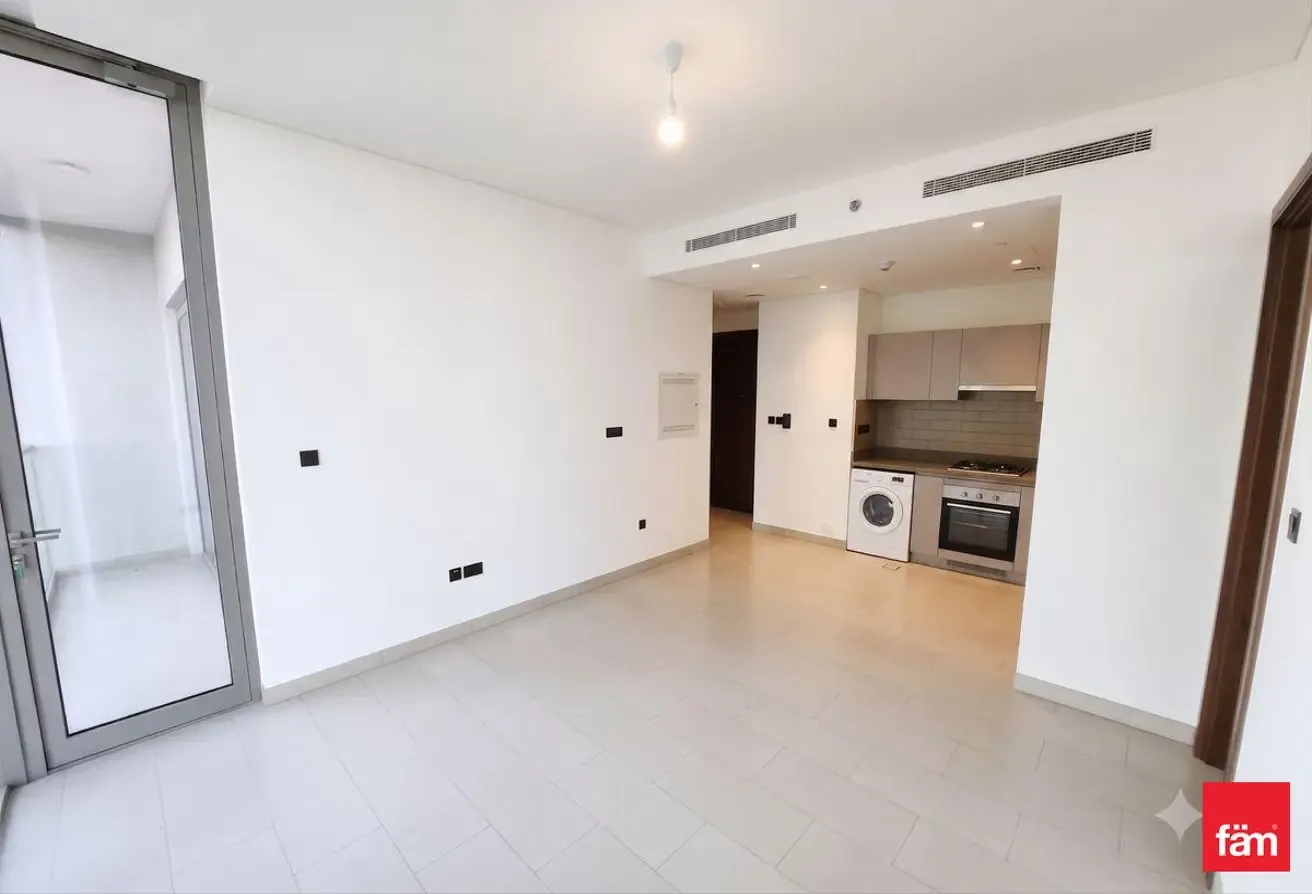 Unfurnished | Near Downtown | Vacant | Burj View