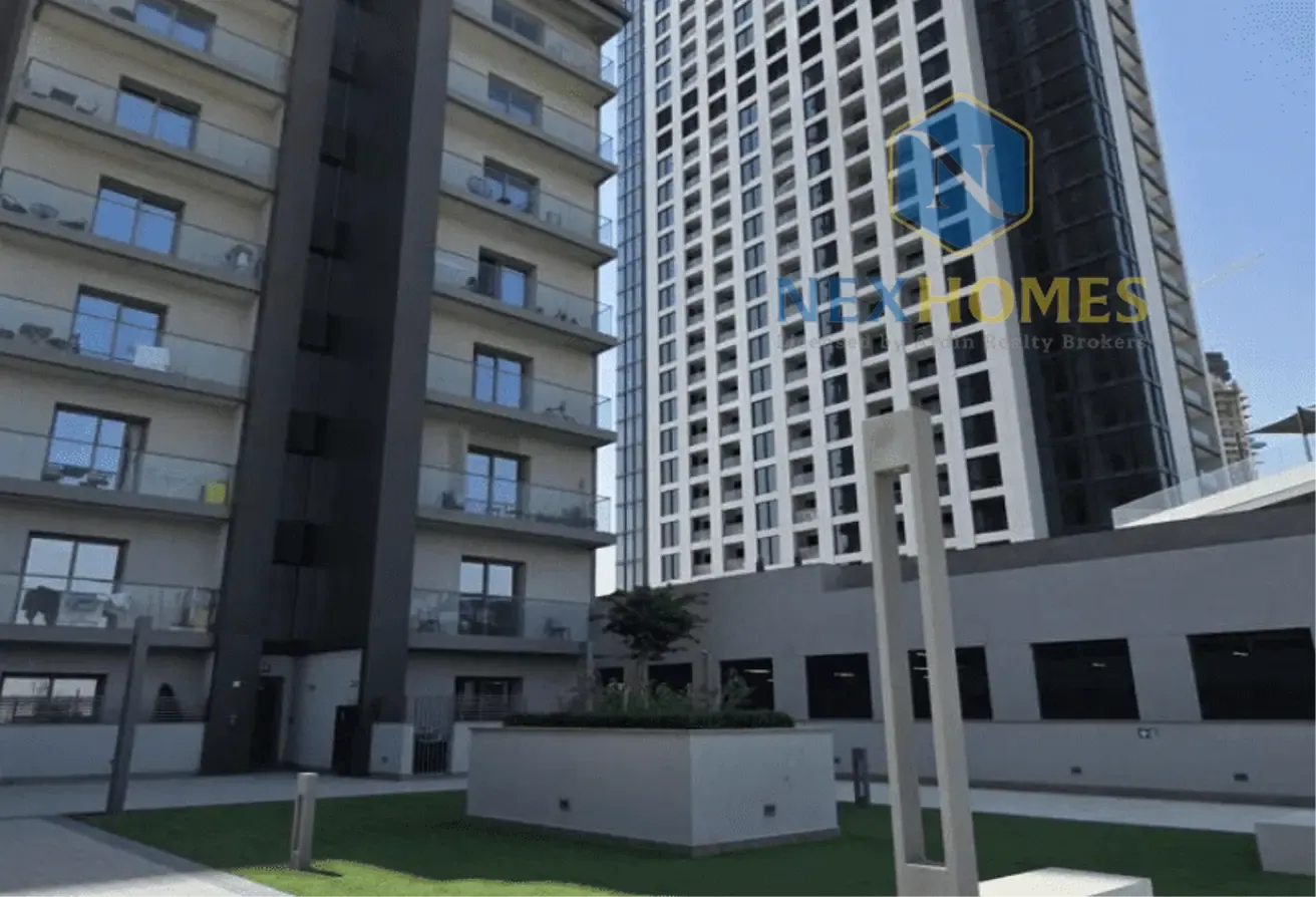 Higher Floor | Downtown View | Available from Oct