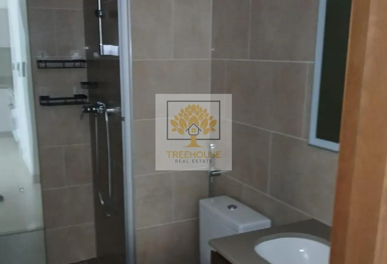 SPACIOUS 2BHK | PRIME LOCATION | COMMUNITY VIEW