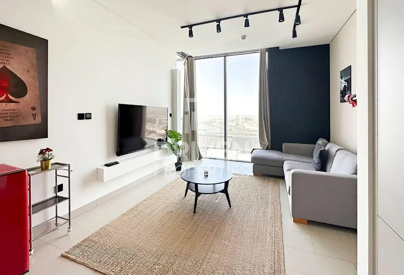 Ready to Move in | Full Furnished | Community View