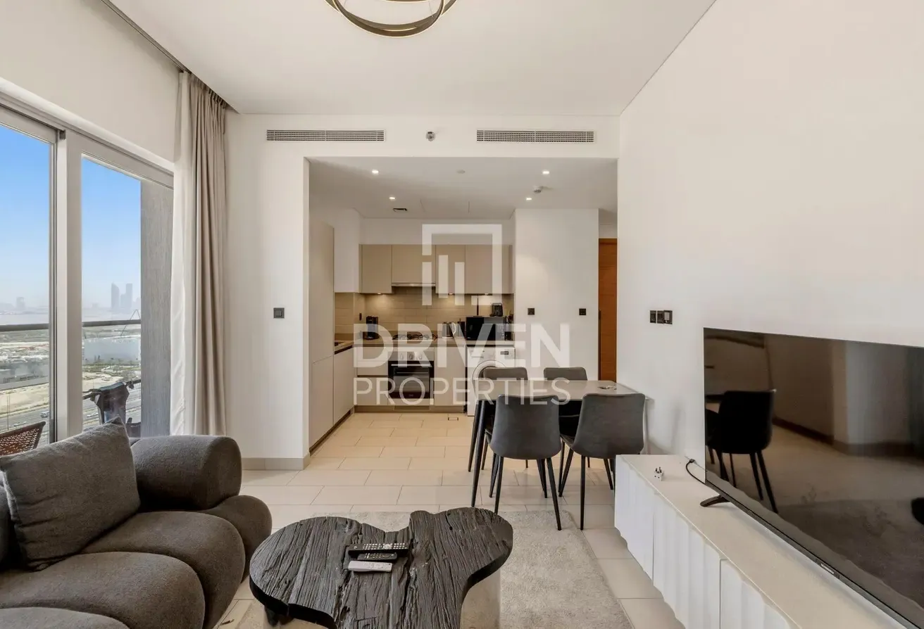 Furnished | Well Maintained | Vacant with Discount