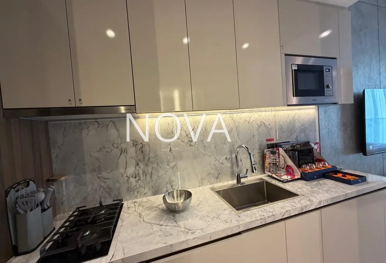 Bills Included ! Serviced Brand New Studio