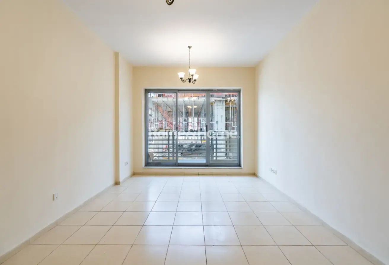 Studio Apartment for Rent | Desert Sun Tower