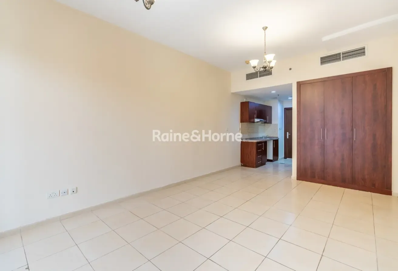 Studio Apartment for Rent | Desert Sun Tower