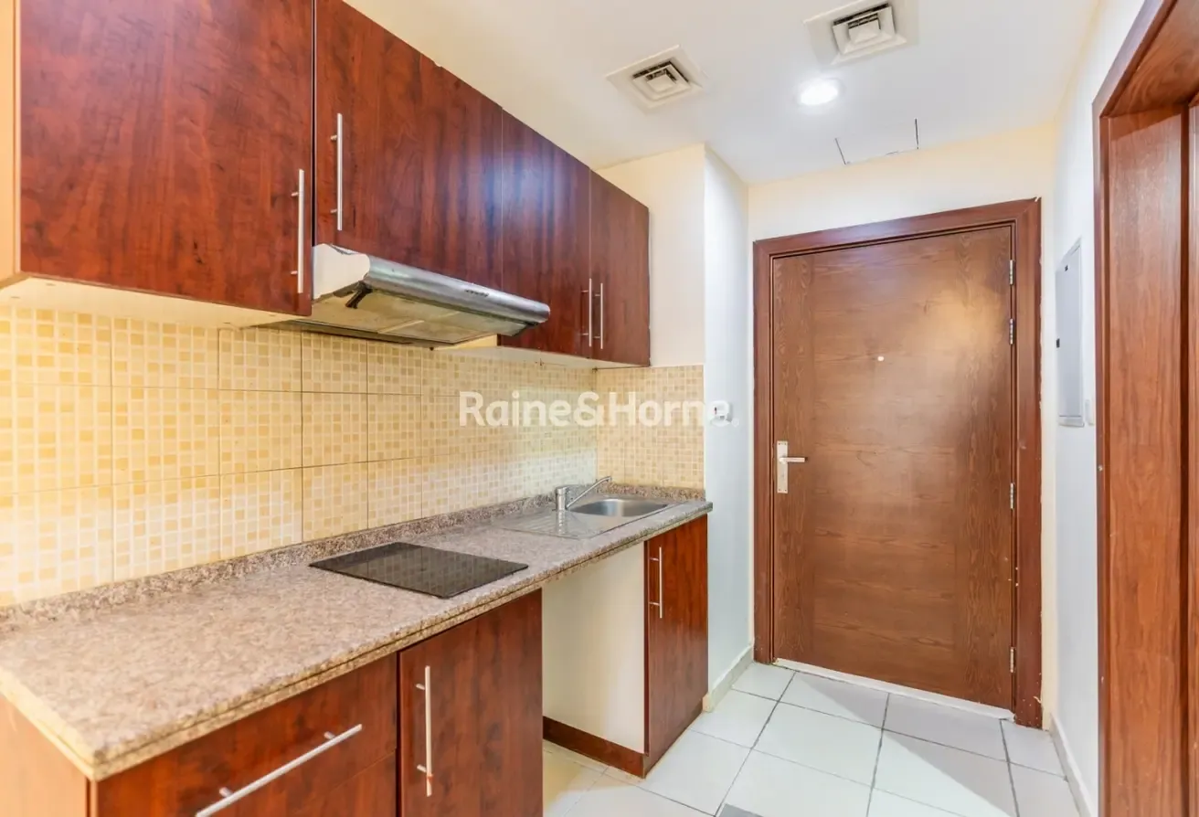 Studio Apartment for Rent | Desert Sun Tower
