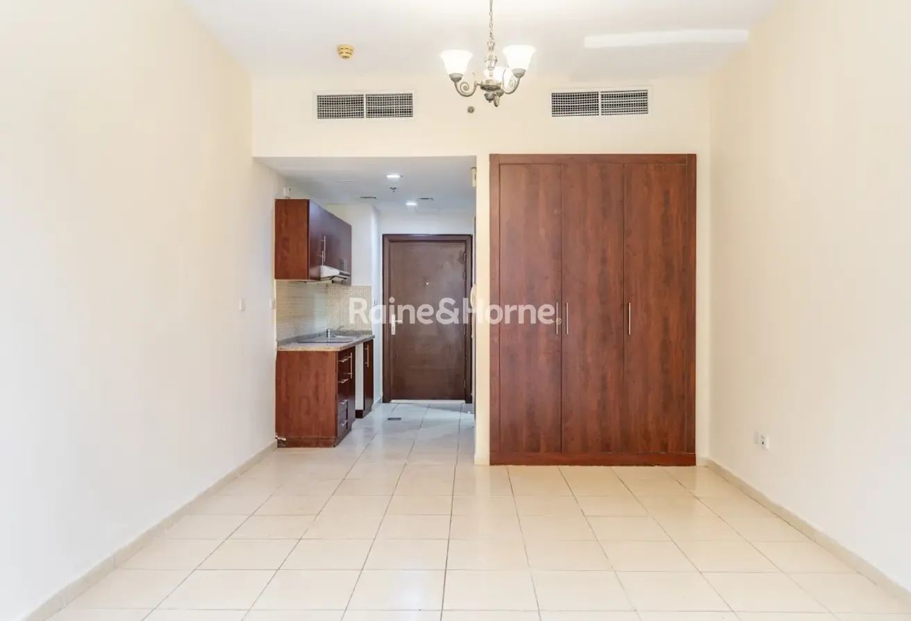 Studio Apartment for Rent | Desert Sun Tower
