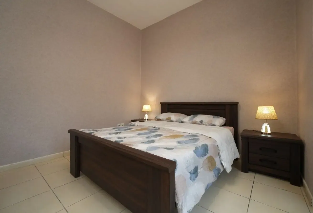 Huge Furnished Studio | Flexible 12 Cheques