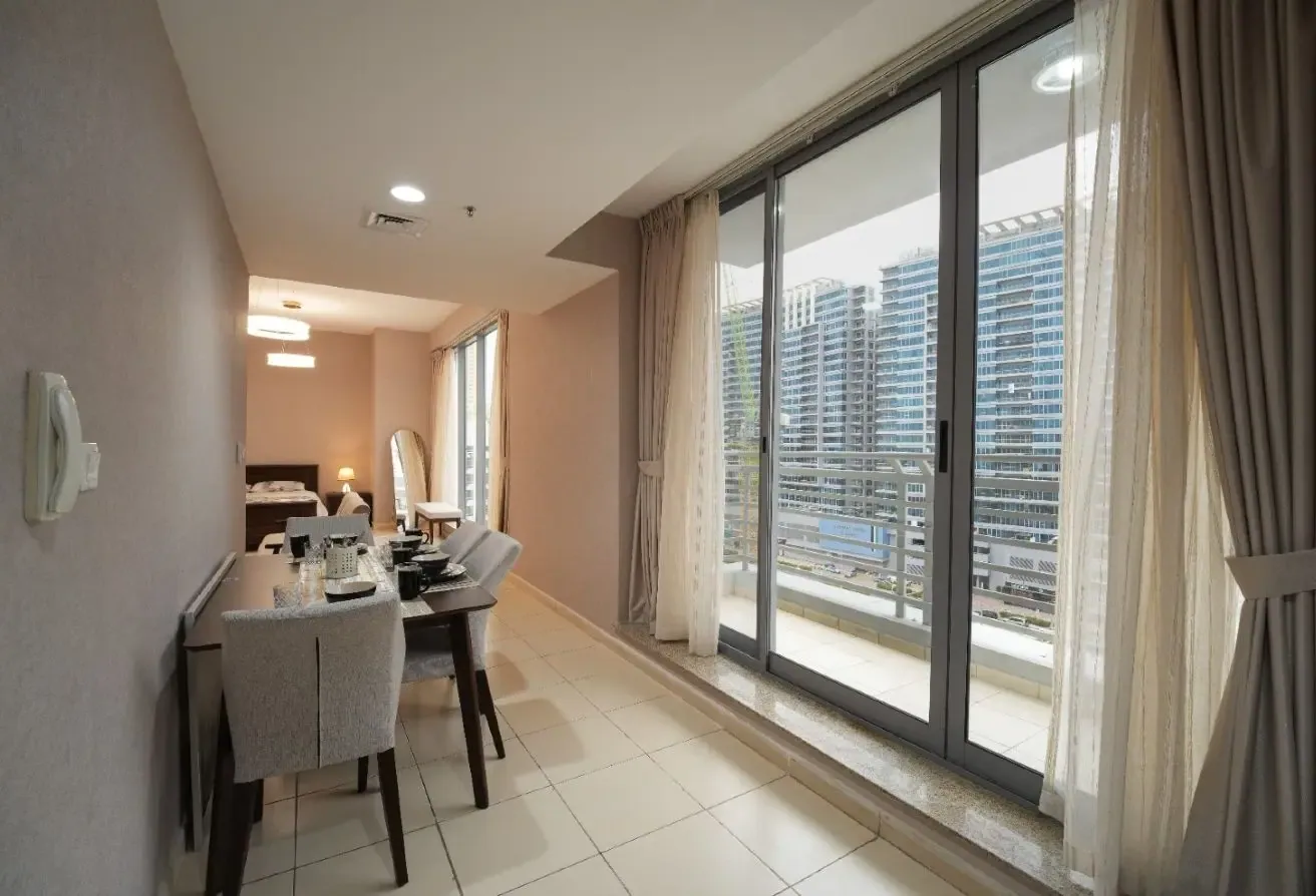 Huge Furnished Studio | Flexible 12 Cheques