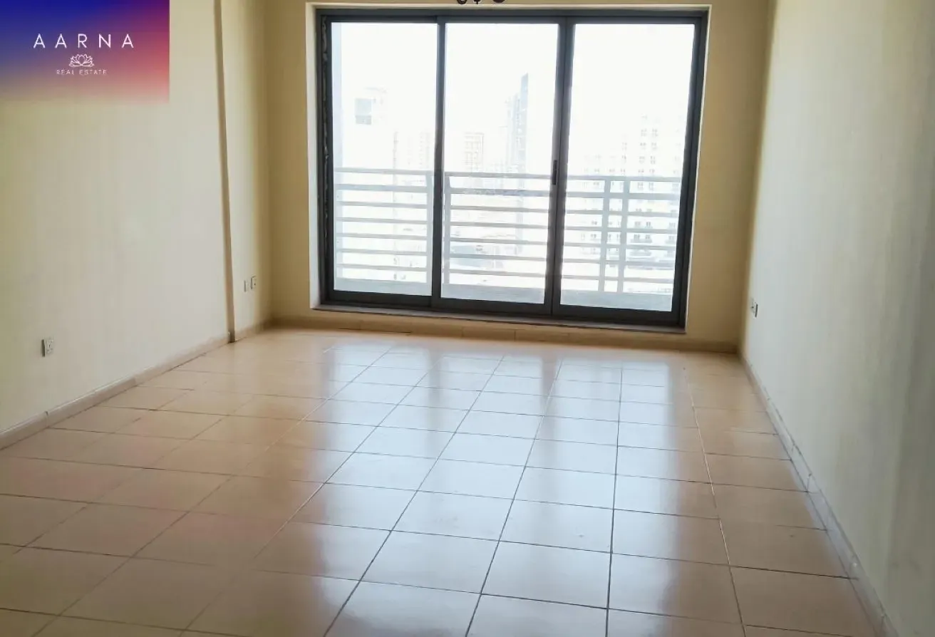 Studio | Spacious Layout | 2 Cheques