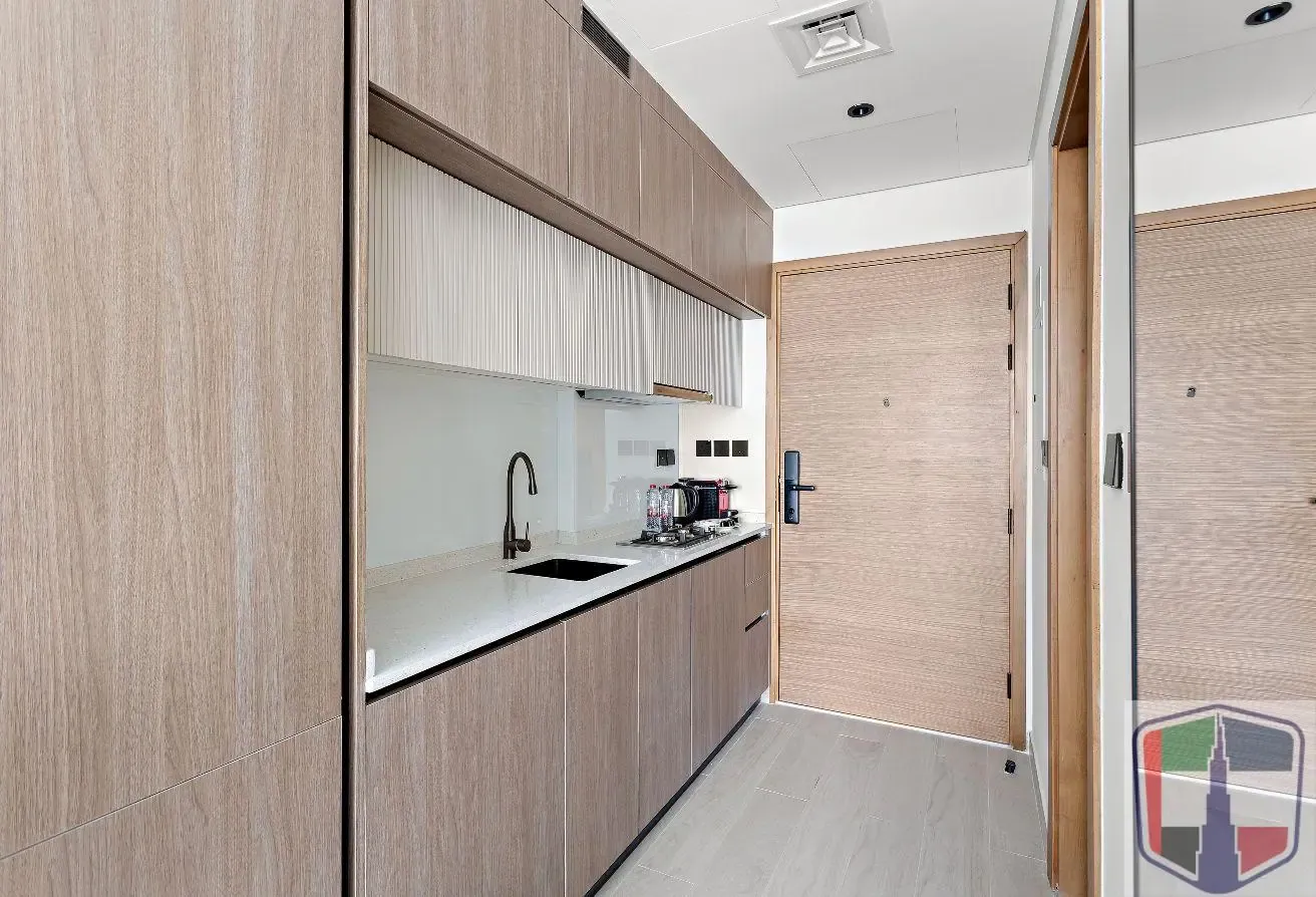 AVAILABLE I FURNISHED I ARJAN I HIGH FLOOR I