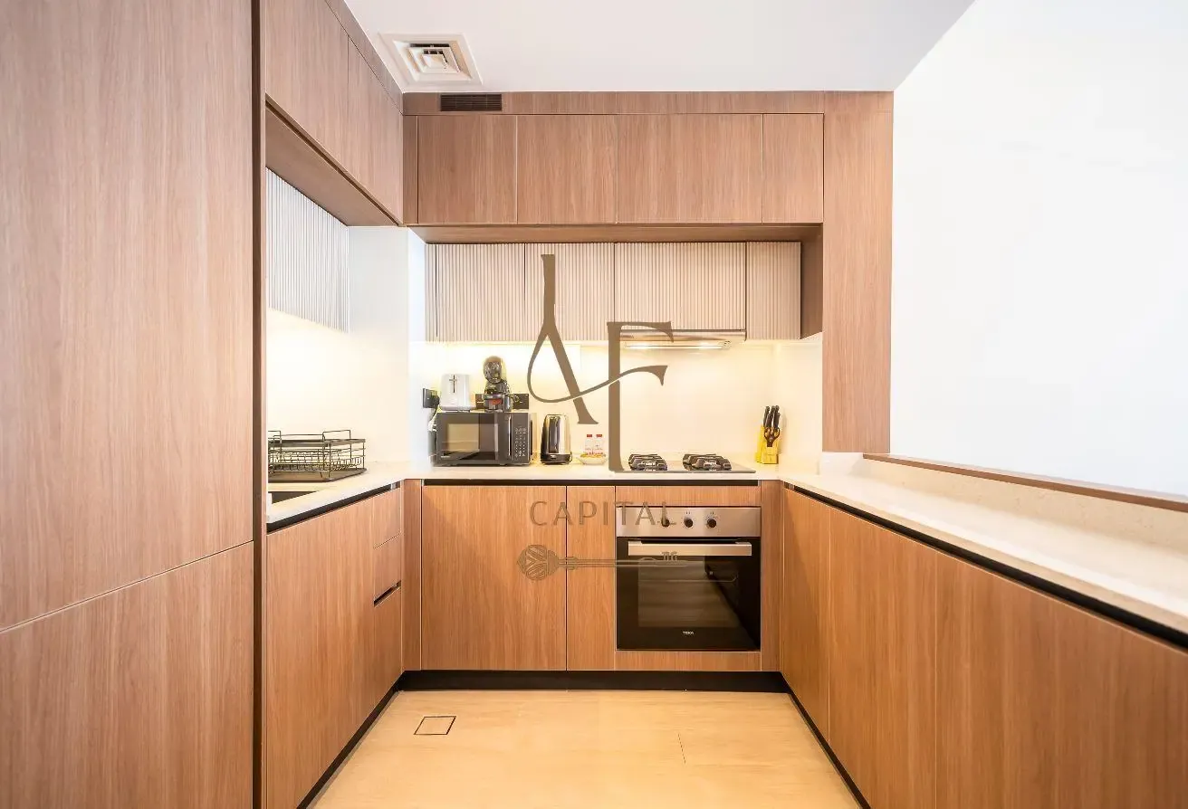 BRIGHT AND SPACIOUS | FULLY FURNISHED | ROAD VIEW