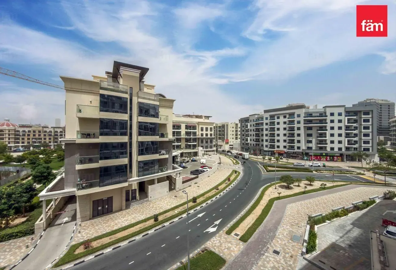 Fully Furnished | Corner Unit | Flexible Cheques