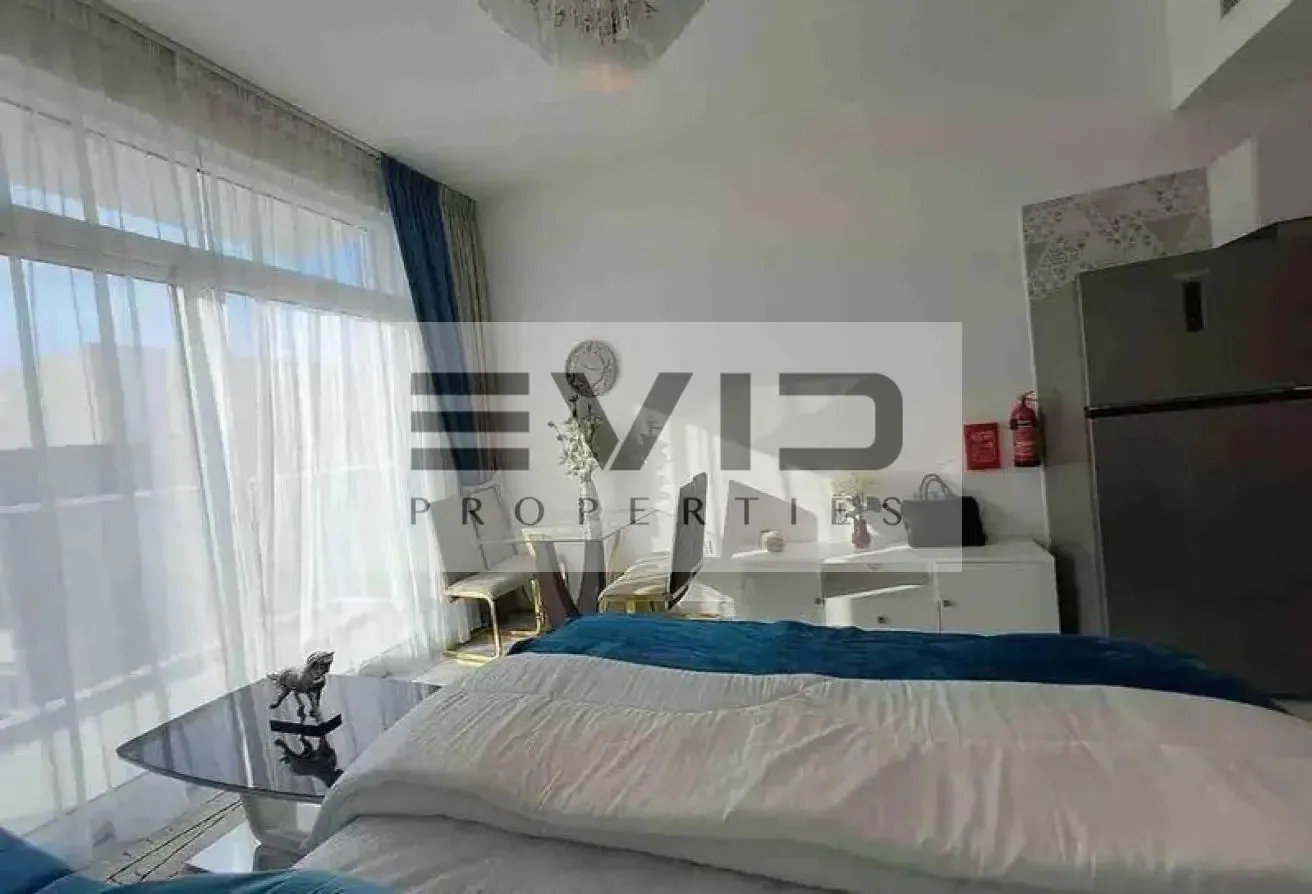 Metro Access | Smart Home |Luxury Furnished Studi0