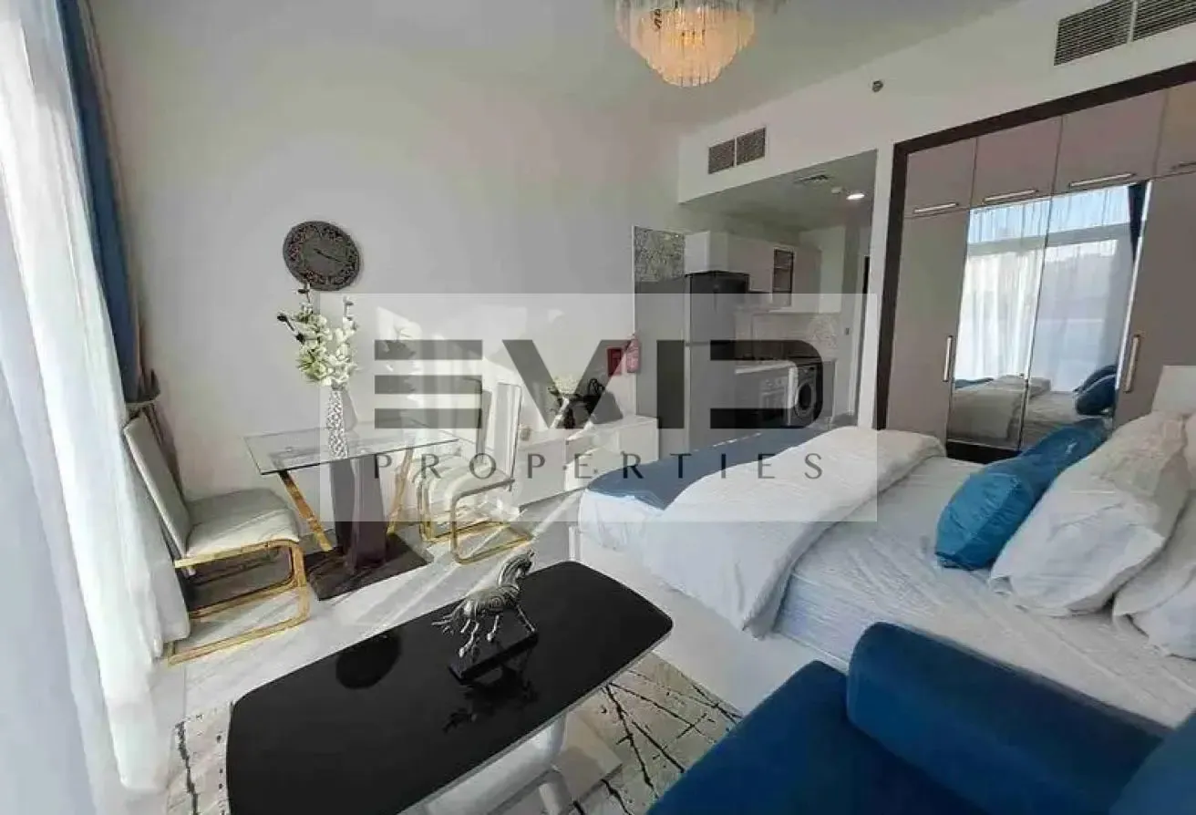 Metro Access | Smart Home |Luxury Furnished Studi0
