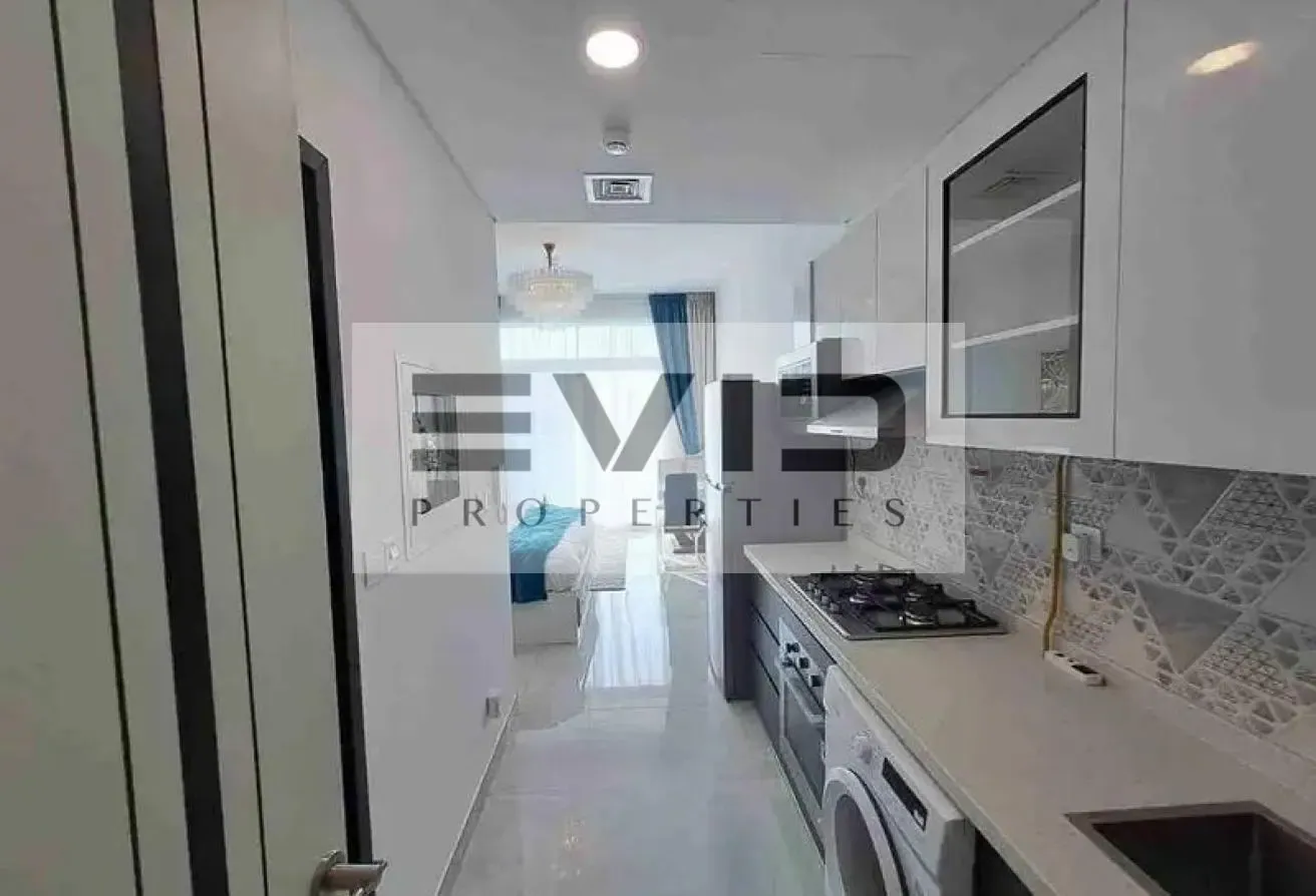 Metro Access | Smart Home |Luxury Furnished Studi0