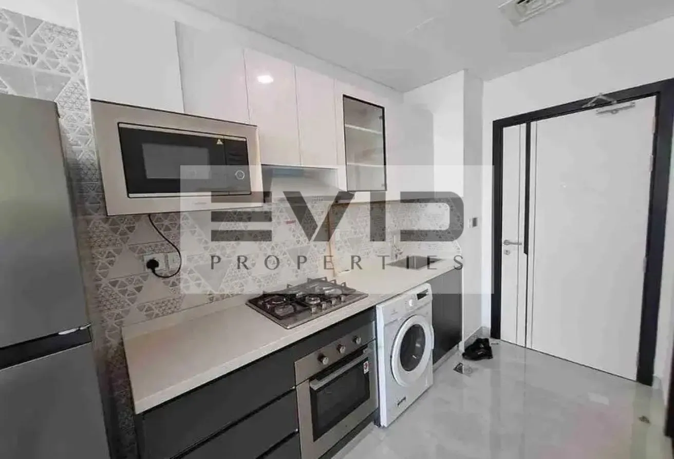 Metro Access | Smart Home |Luxury Furnished Studi0