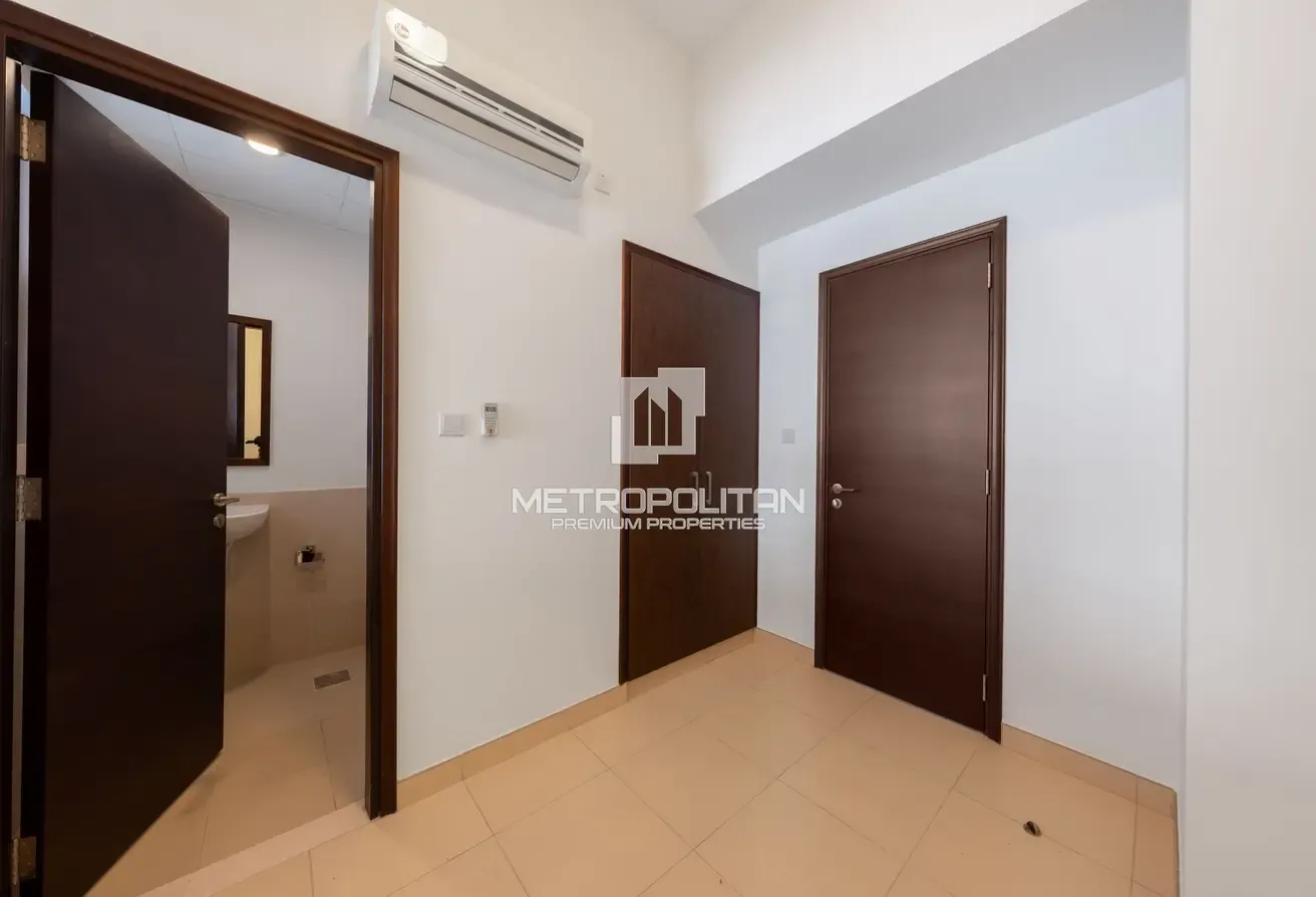 Move in Today | Spacious | Near Park & Amenities