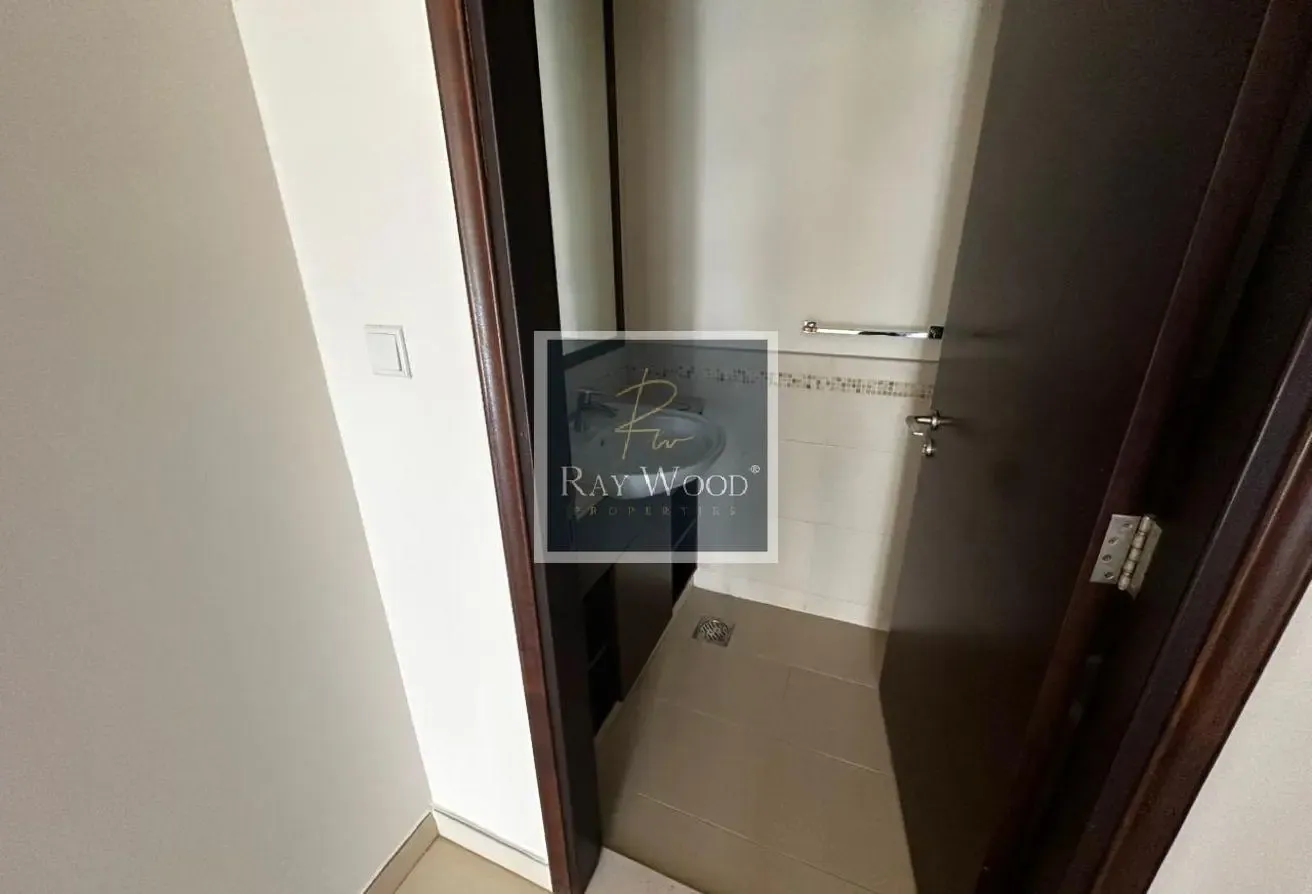 TYPE 3E | 3 BR +MAIDS | END UNIT | VACANT