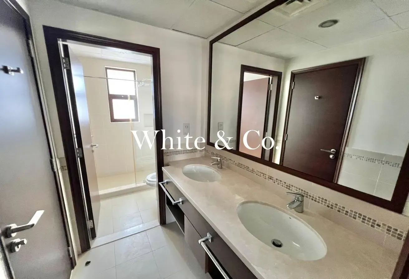 AVAILABLE NOW | MAIDS ROOM| PRIME LOCATION